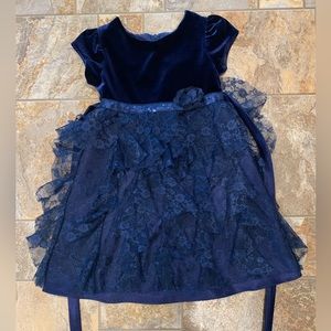 Girls holiday dress